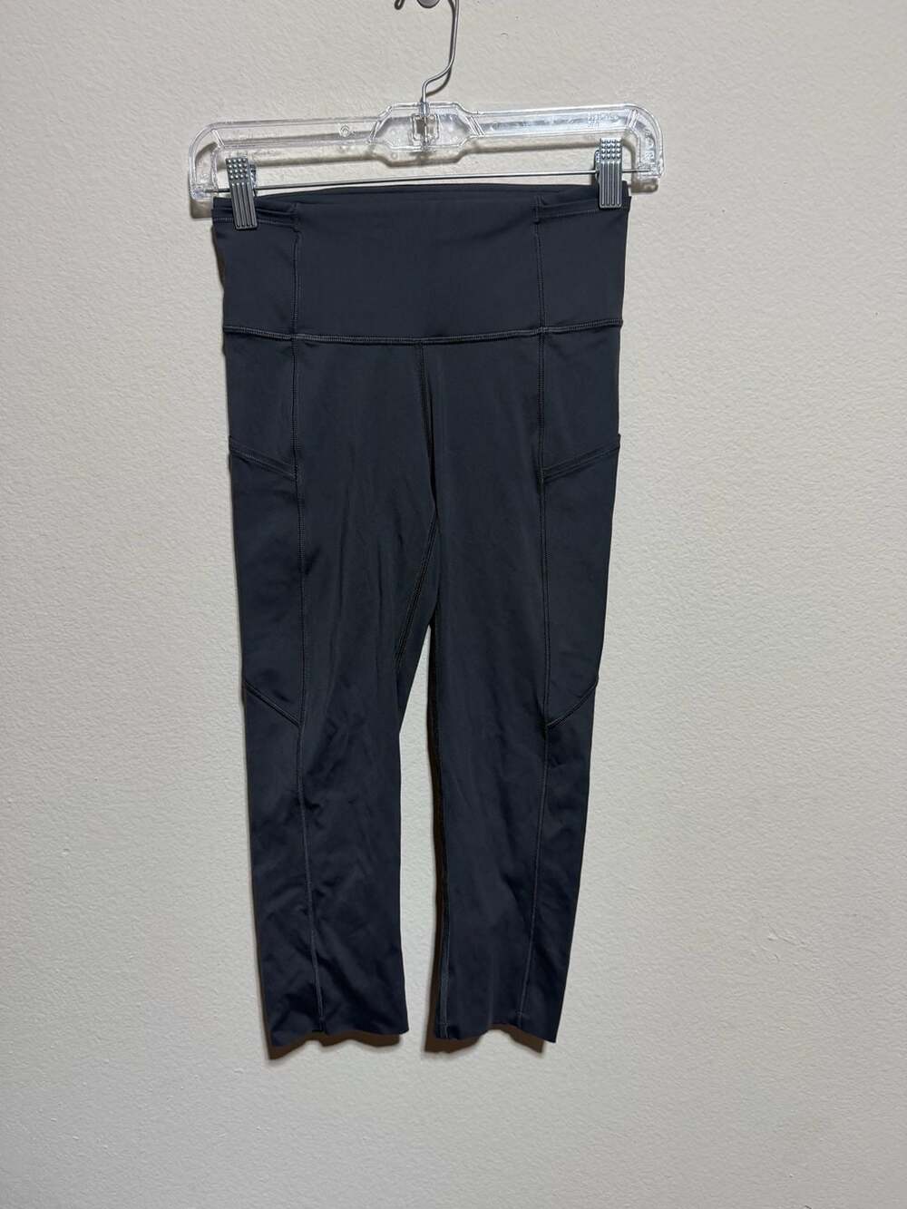 Lululemon Speed Up High-Rise Crop Black Pockets Leggings Size 4